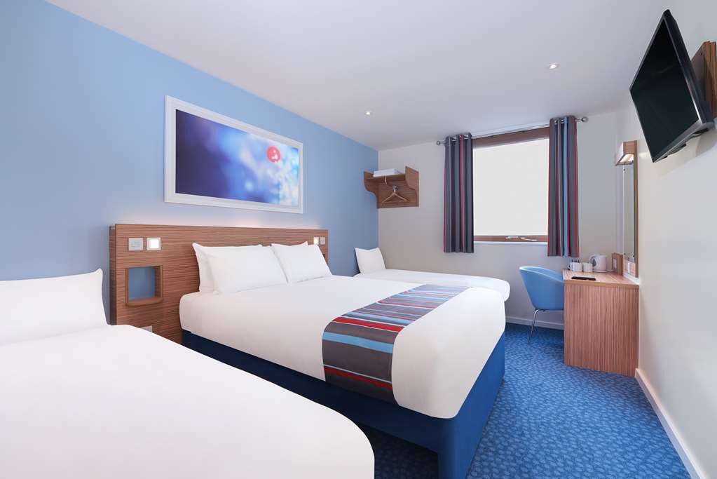 Travelodge Stirling M80 Cambusbarron Pokój zdjęcie